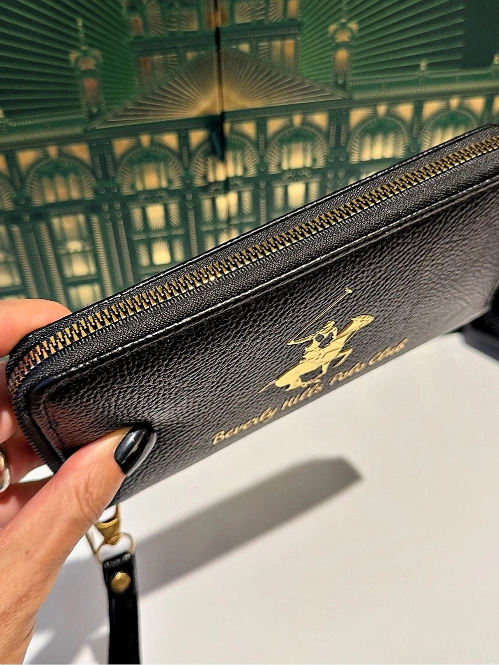 GORGE sleek Beverly Hills Polo Club Wristlet Large Phone Wallet Black Gold NWOT - Picture 8 of 13
